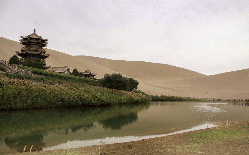 Crescent Lake China