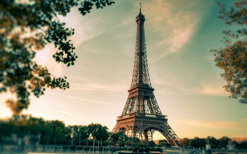 Eiffel Tower